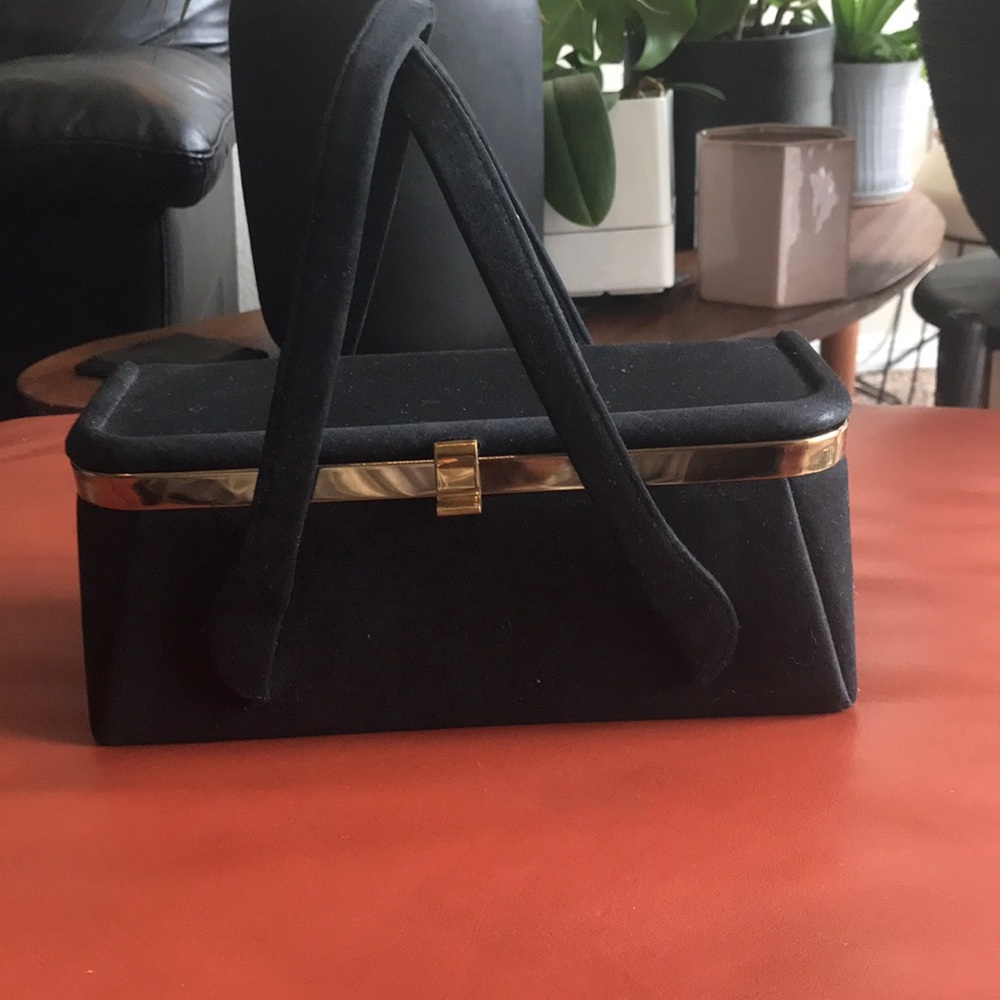Elegant 50’s Black Box Purse